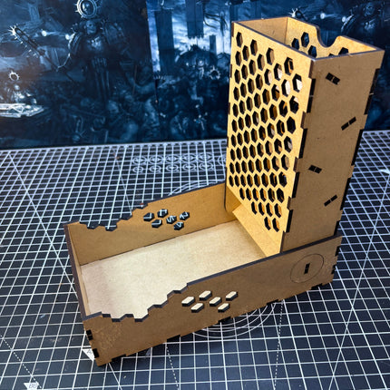 Folding dice tower - Wargamming/DnD/Board Gaming